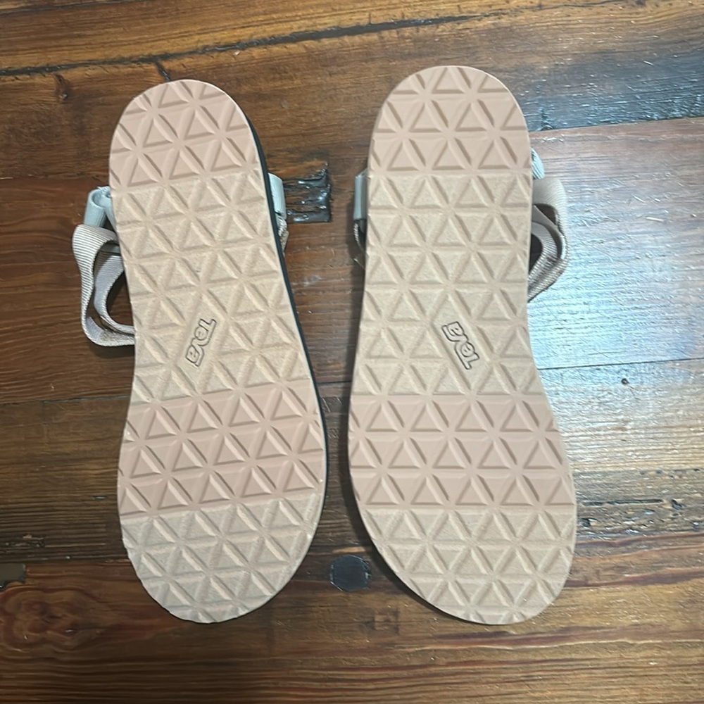 Teva Women’s Original Universal Sandal - Picture 2 of 4